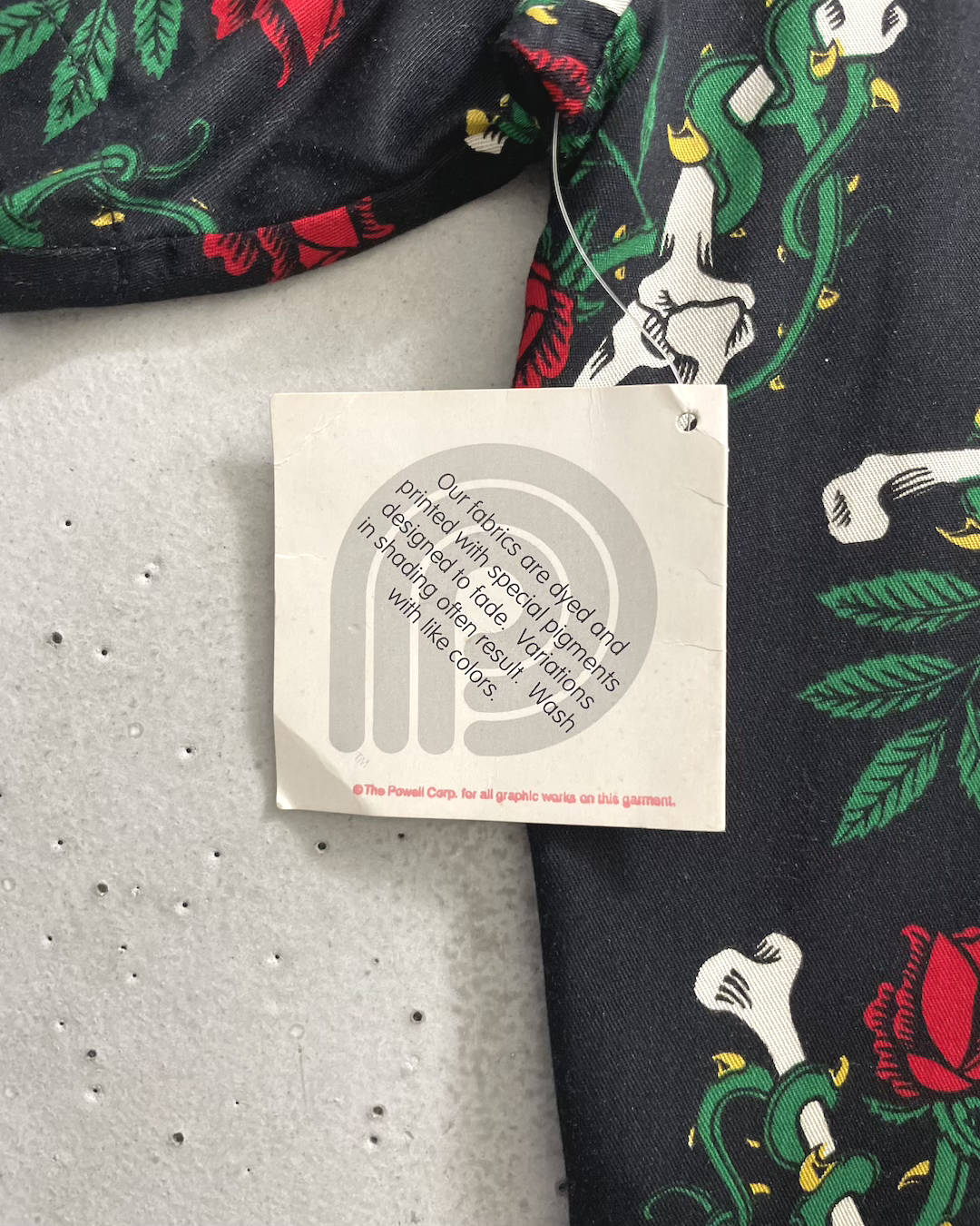 "DEADSTOCK" 90’s Powell Peralta "Rose & Born" ループカラー アロハシャツ 総柄 表記M レーヨン パウエル