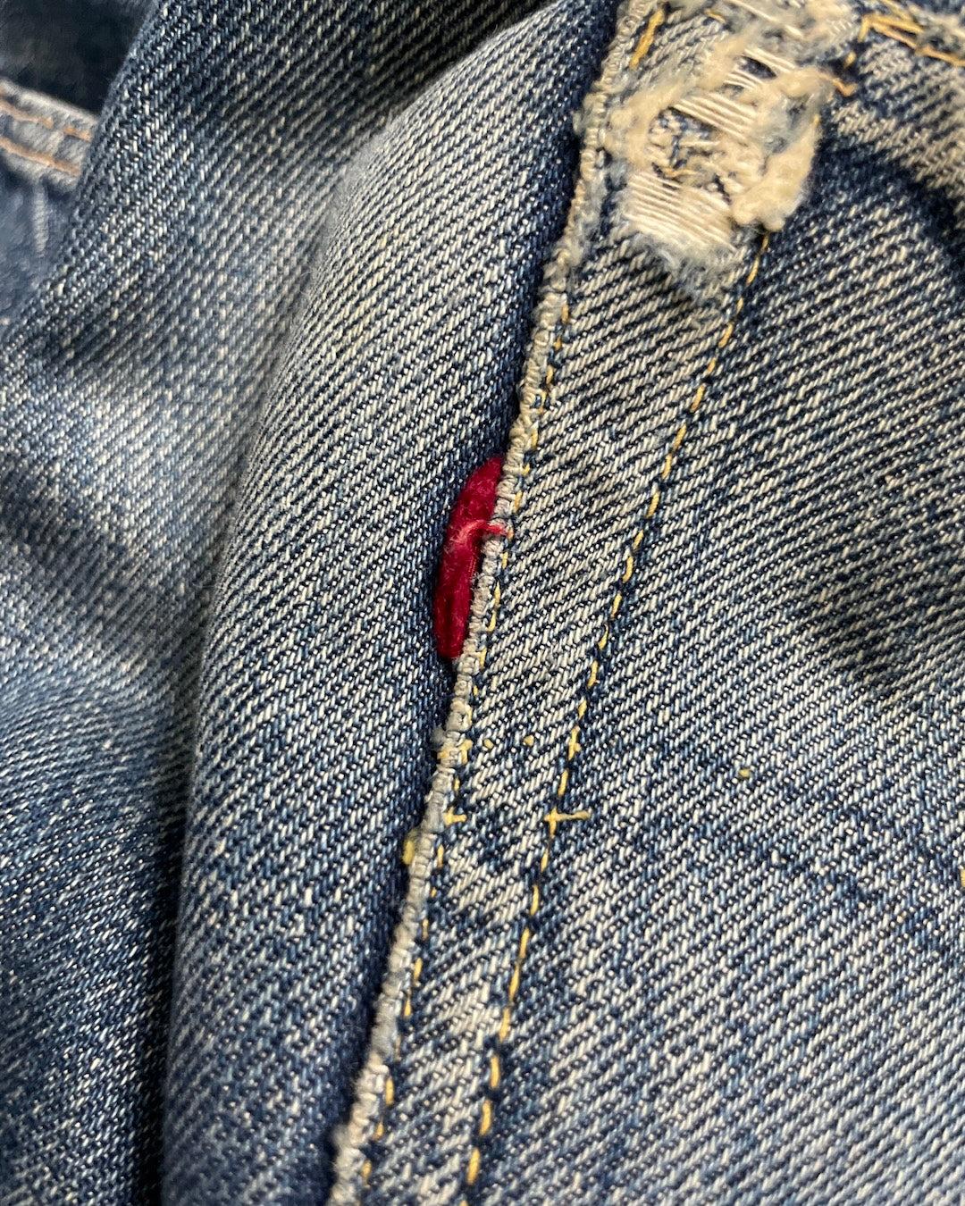 50's Levi's 501XX BIGE ボタン裏J オフセット ウエストシングル フロントVステッチ 赤耳 W35 L31
