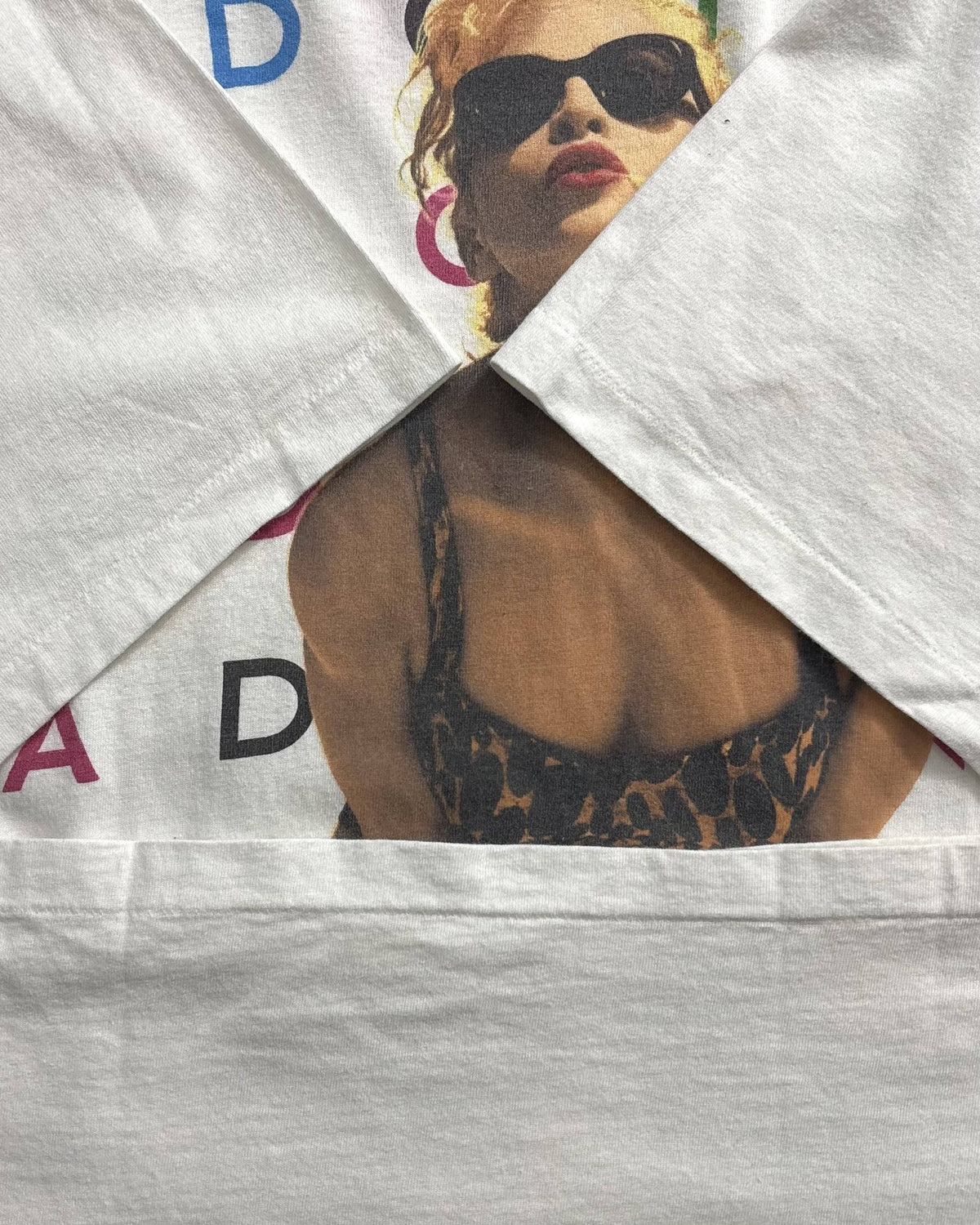90's MADONNA "Backstage Pass Fits" フォトTシャツ 両面プリント 表記L USA製 マドンナ