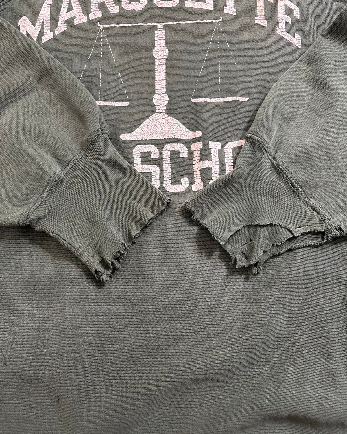 90's Champion "REVERSE WEAVE" MARQUETTE LAW SCHOOL 三段アーチ スウェット 表記XXL USA製 天秤 リバースウィーブ チャンピオン